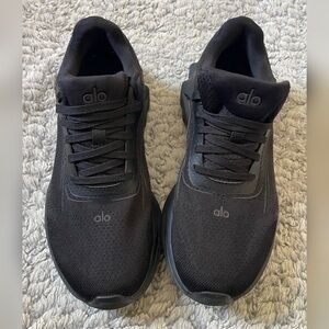ALO Yoga Athletic Black Sneakers